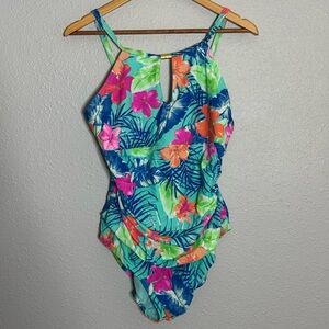 XL Kathy Ireland Swimsuit, One Piece